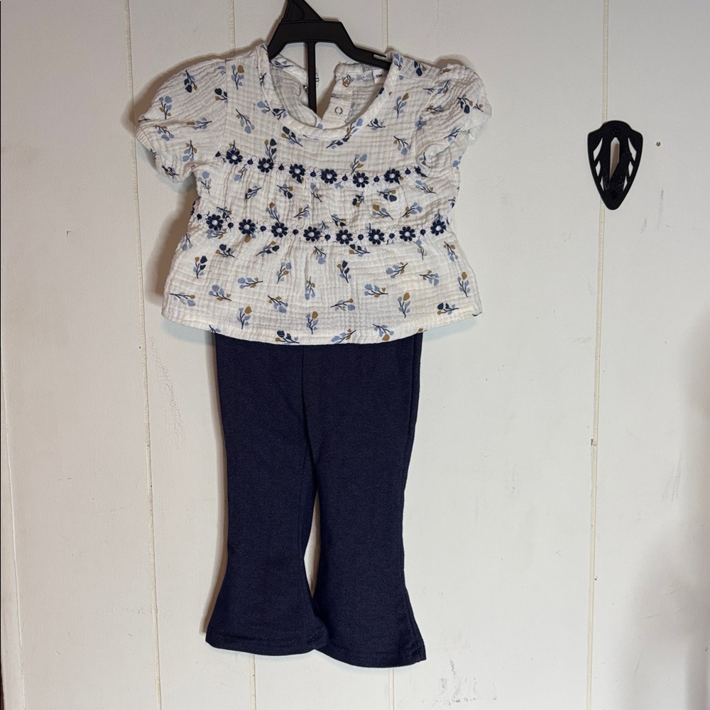 215 - Rachel Zoe White and Blue Baby Outfit
